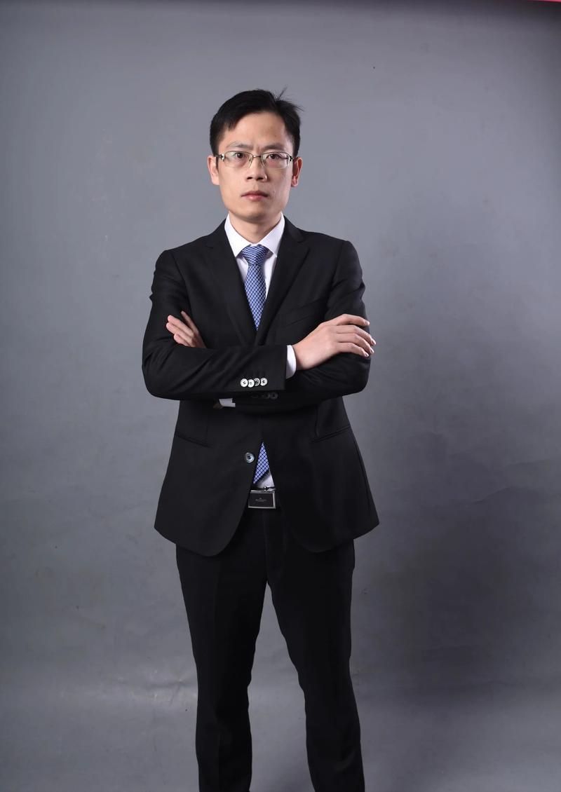 秦女士